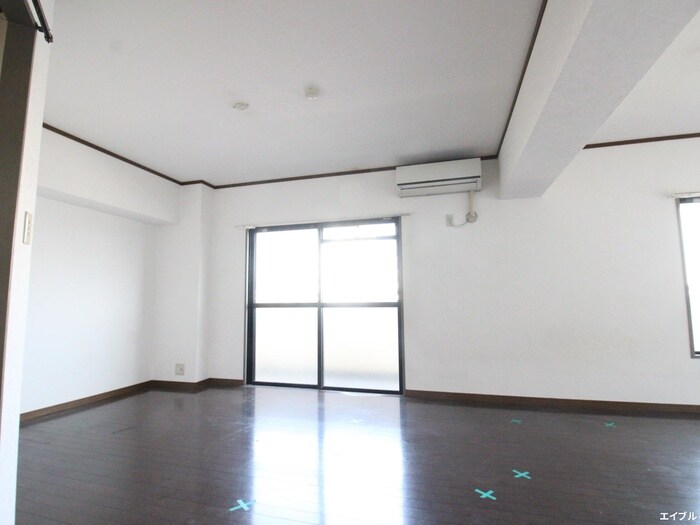 岩保ビル駅南の居室