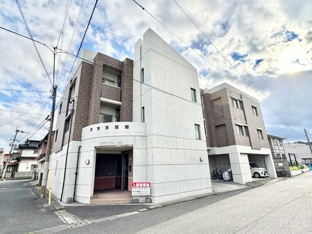 リヴァージュ徳力外観写真