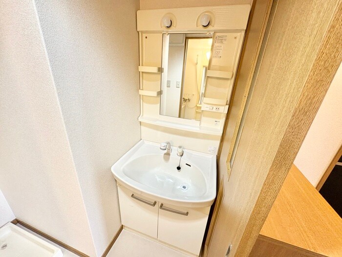 物件内観写真13　(洗面)