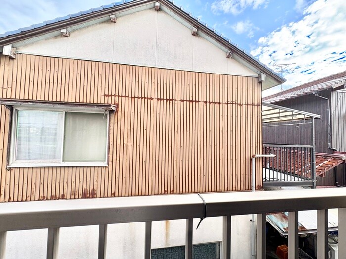 物件内観写真16　(室内からの展望)