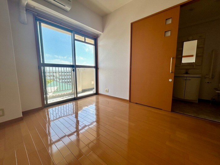 物件内観写真5　(居室)