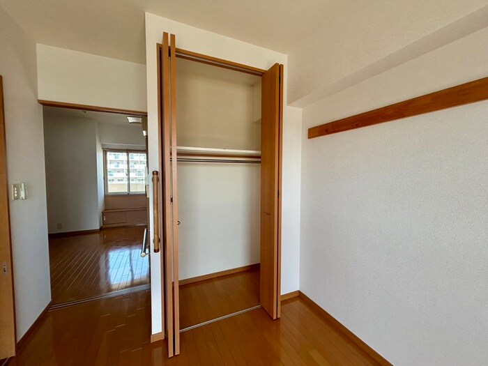 物件内観写真11　(収納)