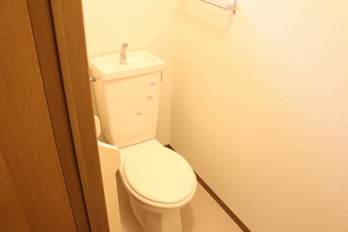 物件内観写真10　(トイレ)