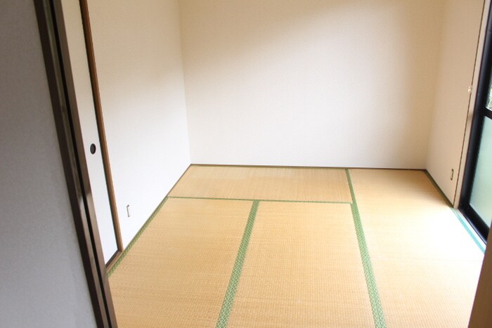 物件内観写真18　(居室)