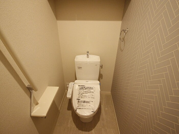 物件内観写真12　(トイレ)