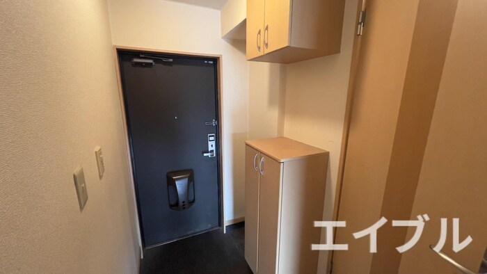 物件内観写真13　(玄関)