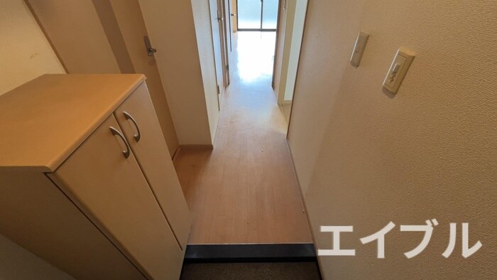 物件内観写真17　(廊下)