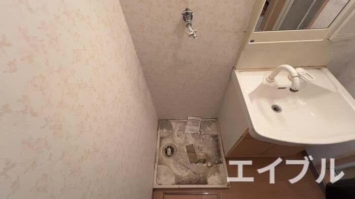 物件内観写真19　(洗濯機置場)