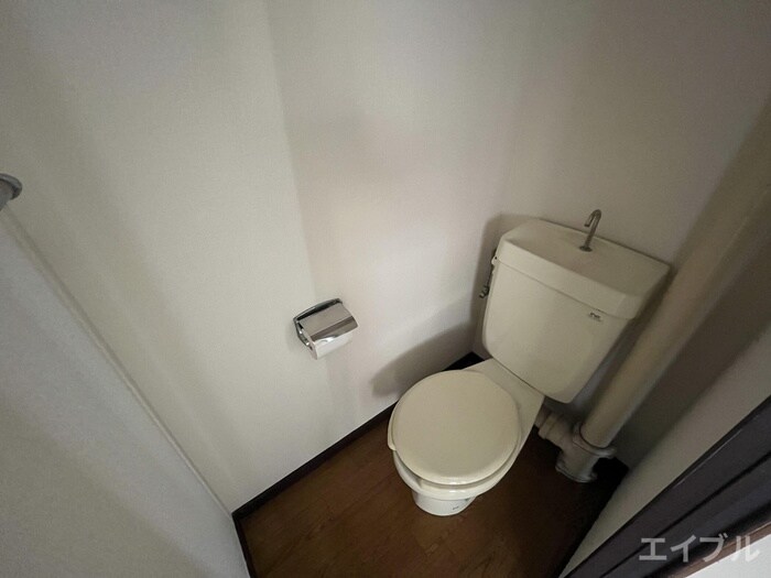 物件内観写真14　(トイレ)