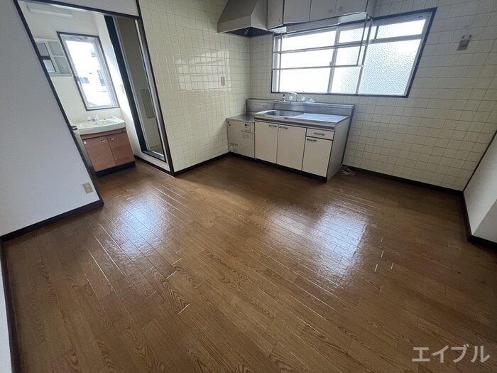 物件内観写真16　(廊下)