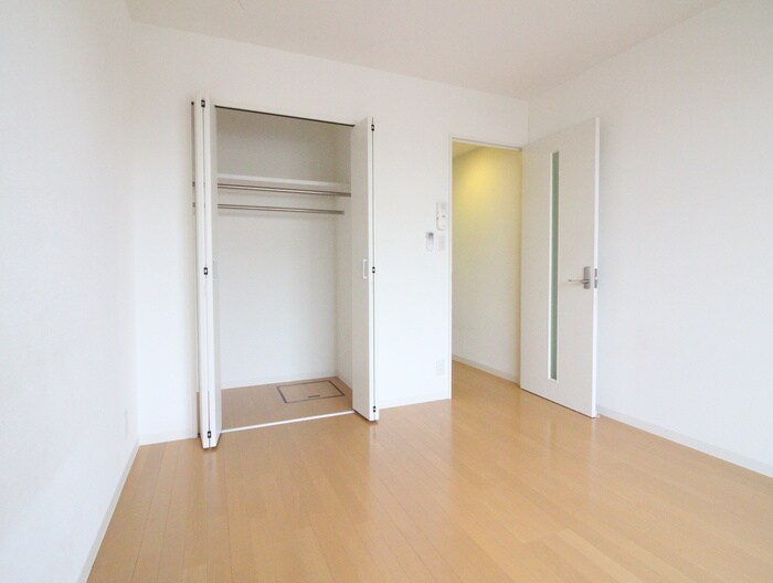 物件内観写真10　(居室)