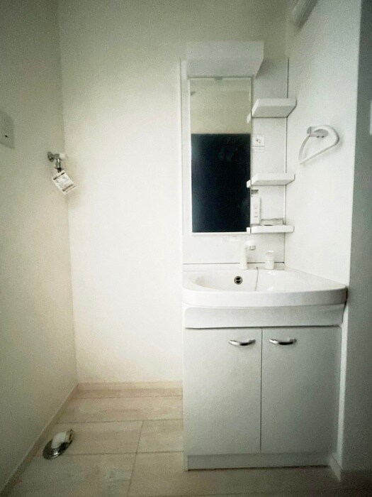 物件内観写真9　(洗面)