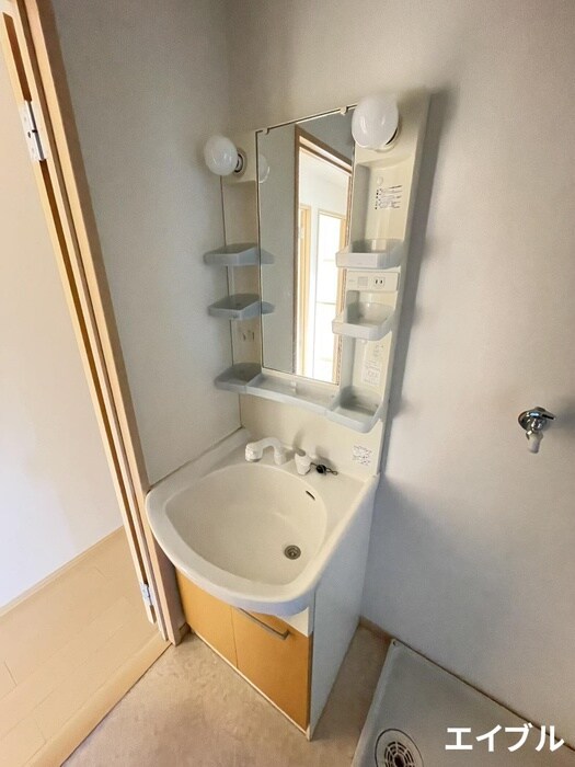 物件内観写真10　(洗面)