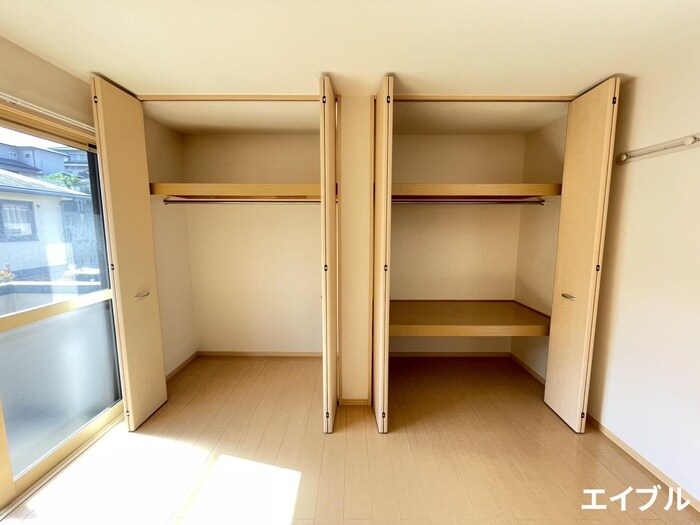 物件内観写真13　(収納)