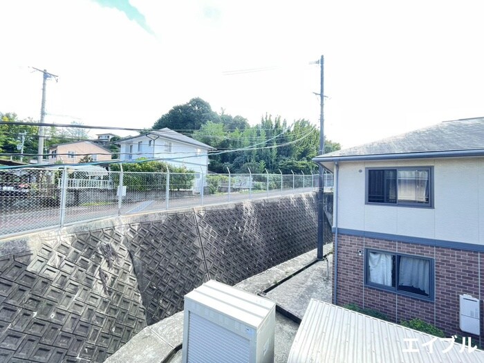 物件内観写真18　(室内からの展望)