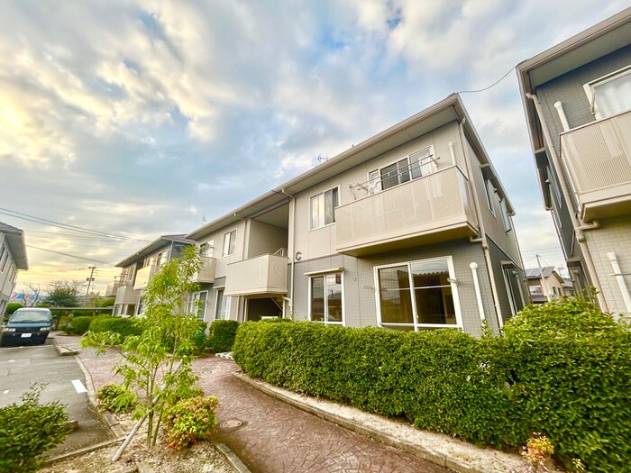 物件外観写真6　(外観写真)