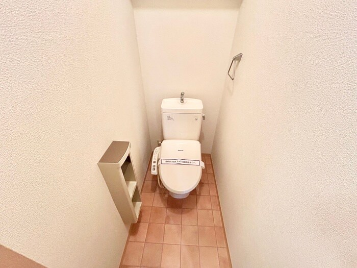 物件内観写真10　(トイレ)