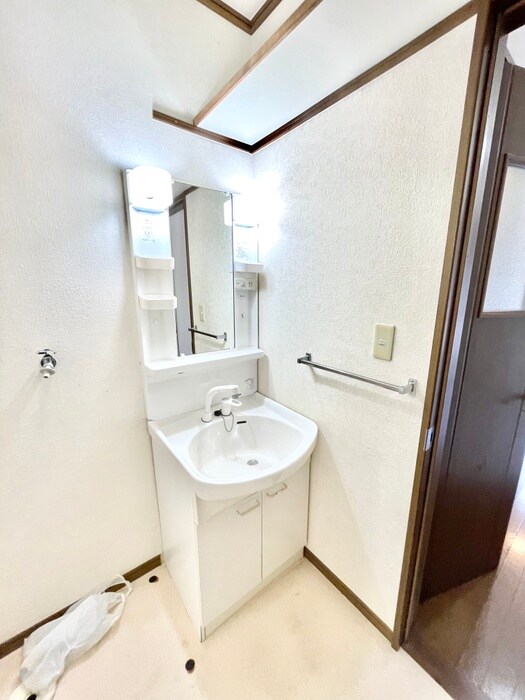 物件内観写真8　(洗面)