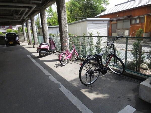 駐輪場