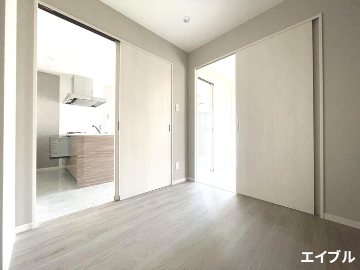 物件内観写真9　(居室)