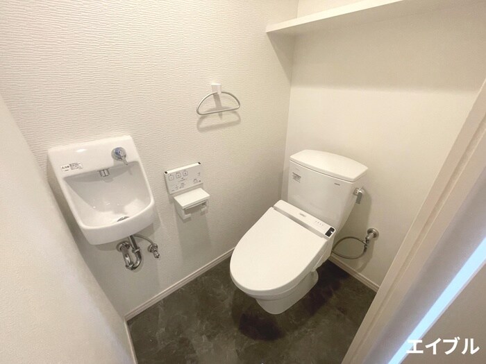 物件内観写真14　(トイレ)