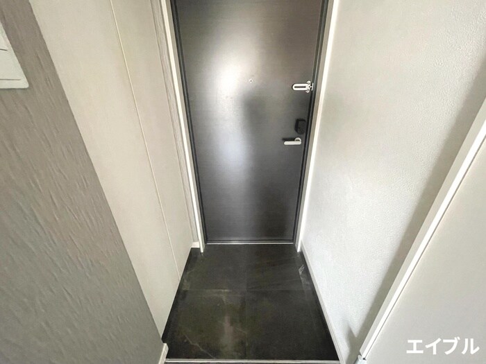 物件内観写真15　(玄関)