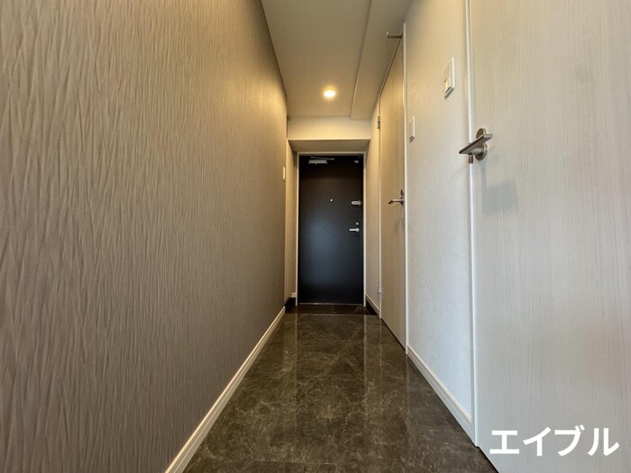 物件内観写真16　(廊下)