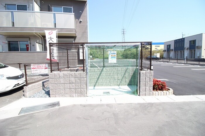 物件外観写真3　(建物設備)