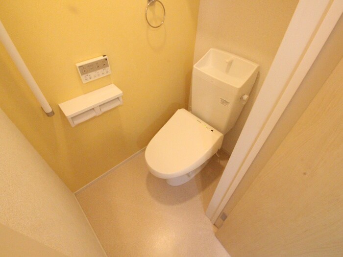 物件内観写真7　(トイレ)