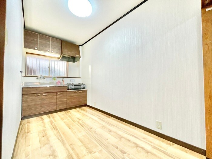 物件内観写真6　(居室)