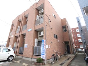 クロスイン高木外観写真