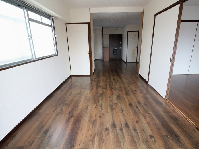 物件内観写真7　(居室)