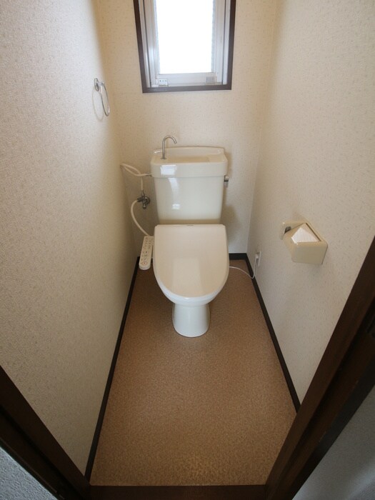 物件内観写真13　(トイレ)