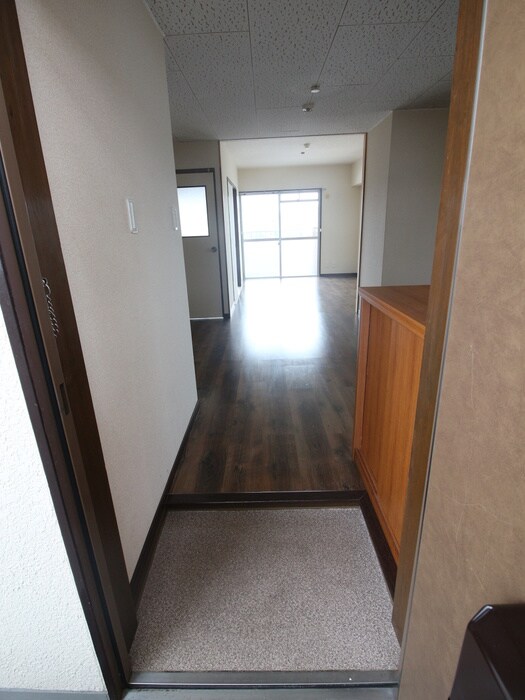 物件内観写真19　(廊下)