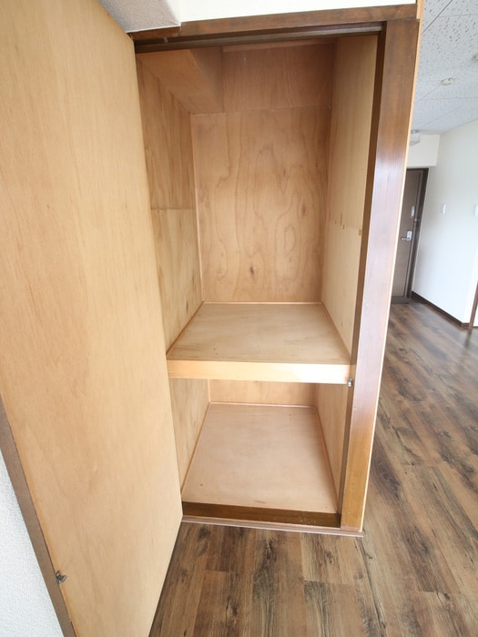 物件内観写真21　(収納)