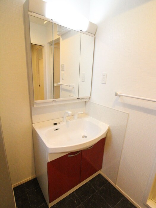 物件内観写真7　(洗面)