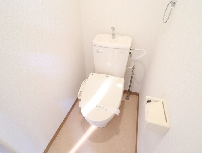 物件内観写真16　(トイレ)