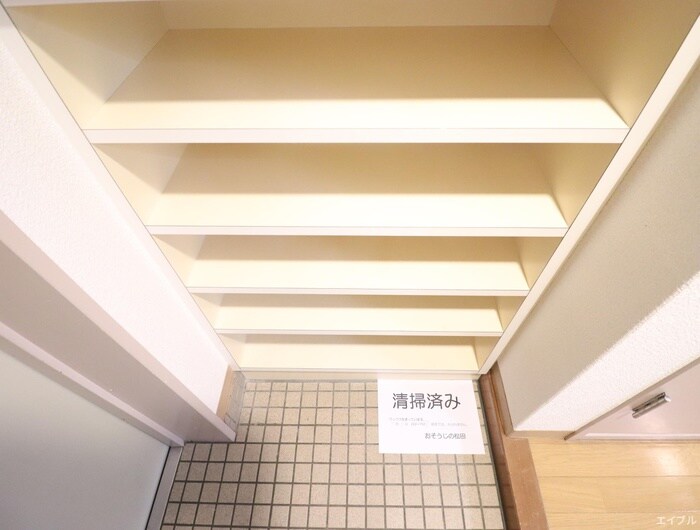 物件内観写真17　(靴箱)