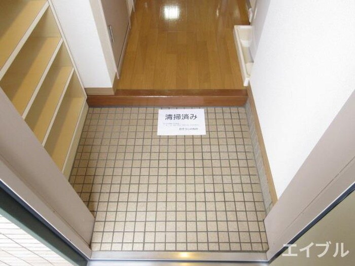 物件内観写真18　(玄関)
