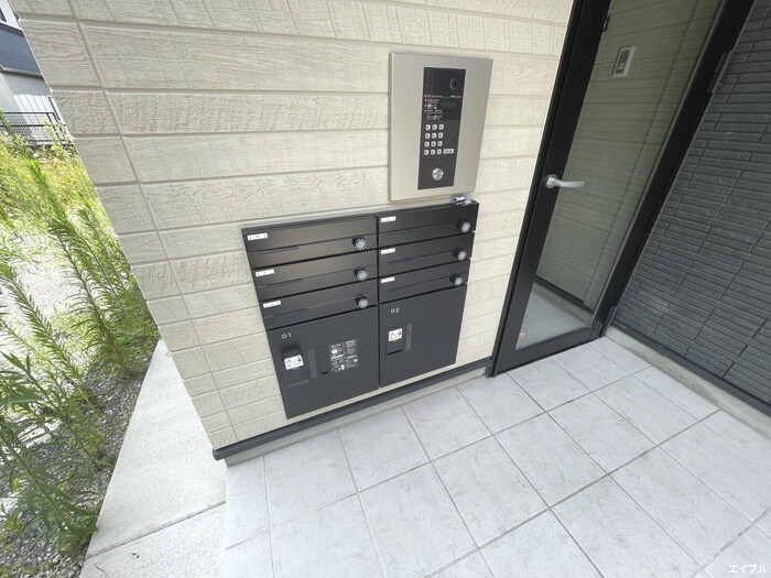 物件外観写真4　(建物設備)