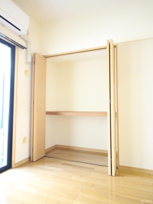 物件内観写真10　(収納)