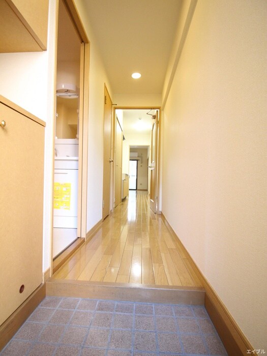 物件内観写真21　(廊下)