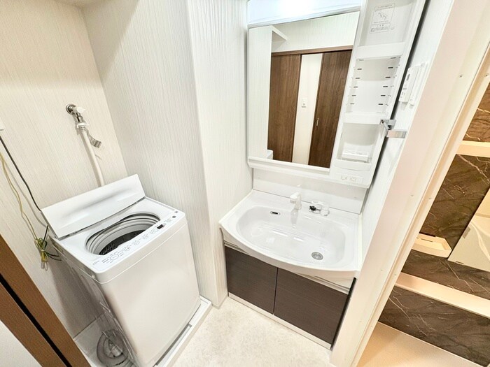 物件内観写真12　(洗面)