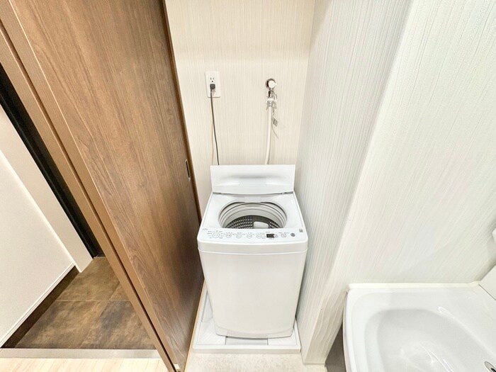 物件内観写真18　(洗濯機置場)