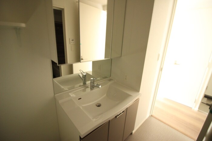 物件内観写真11　(洗面)