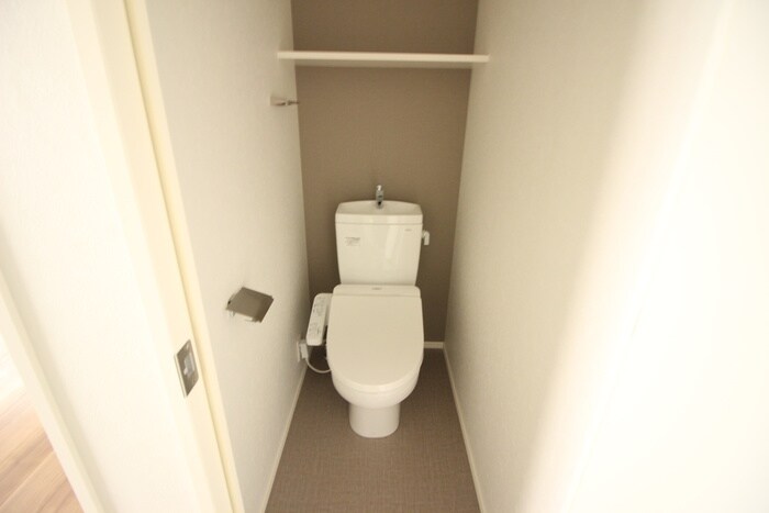 物件内観写真13　(トイレ)