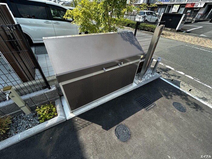 物件外観写真4　(建物設備)