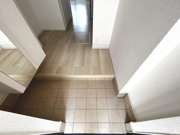 物件内観写真18　(廊下)