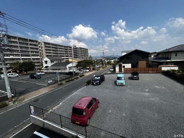 物件内観写真21　(室内からの展望)