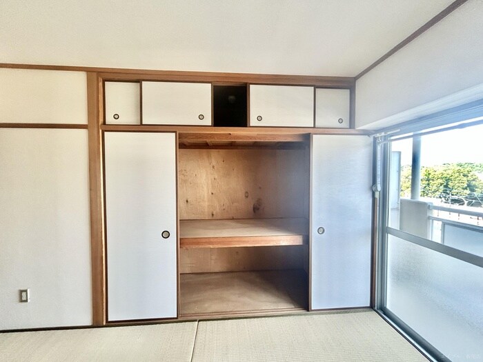 物件内観写真10　(収納)